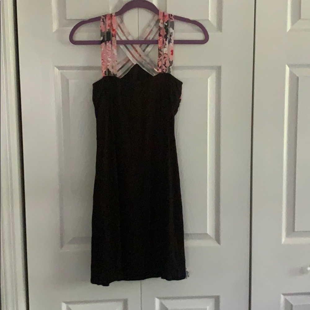 Dress - Picture 2 of 3
